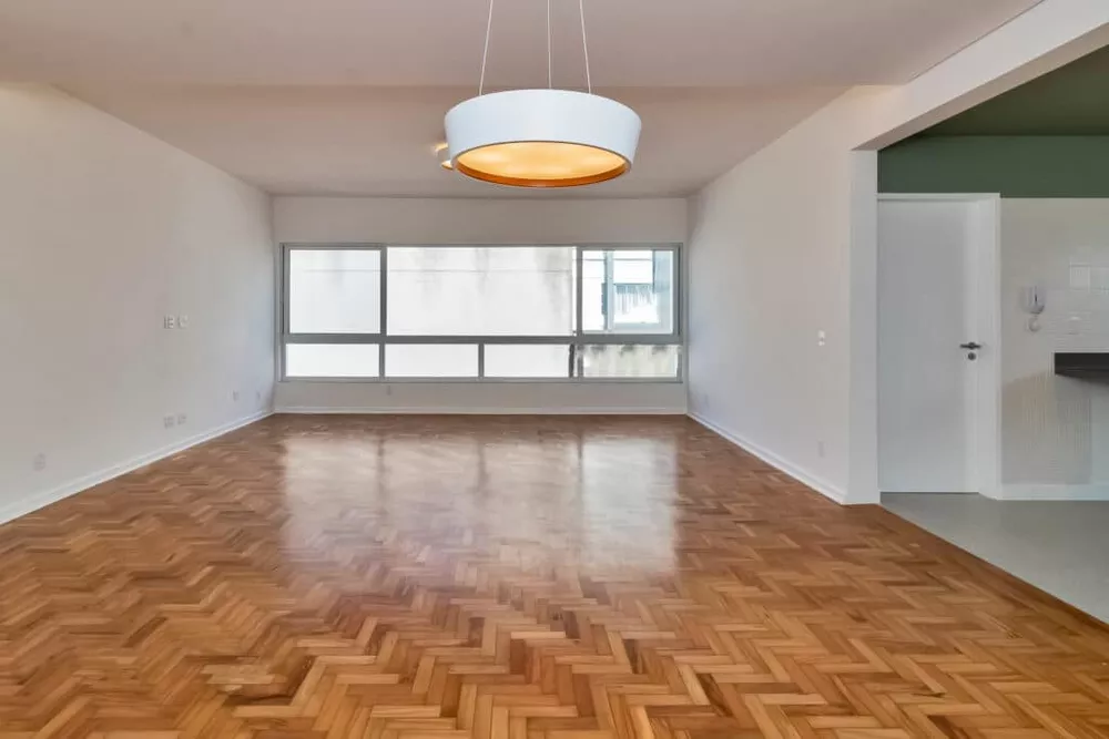 Apartamento à venda com 3 quartos, 180m² - Foto 1