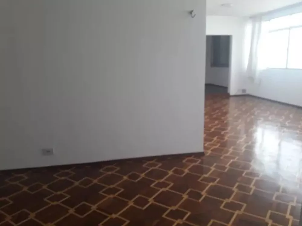 Apartamento à venda com 3 quartos, 198m² - Foto 2