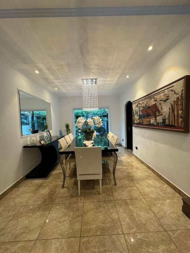 Sobrado à venda com 3 quartos, 154m² - Foto 1
