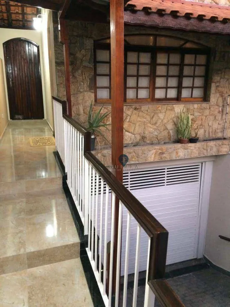 Sobrado, 5 quartos, 162 m² - Foto 1