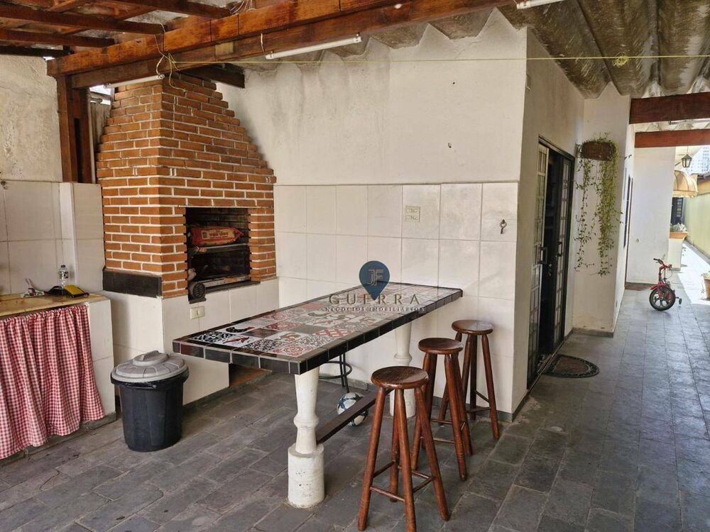 Casa, 3 quartos, 230 m² - Foto 1