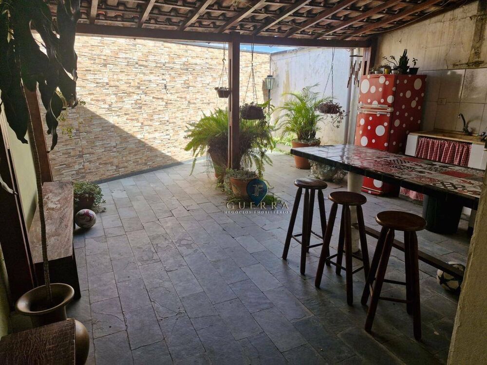 Casa, 3 quartos, 230 m² - Foto 2
