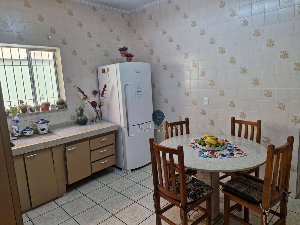 Casa, 3 quartos, 230 m² - Foto 6