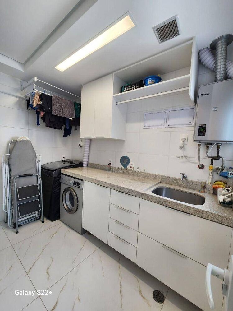 Apartamento à venda com 3 quartos, 134m² - Foto 8