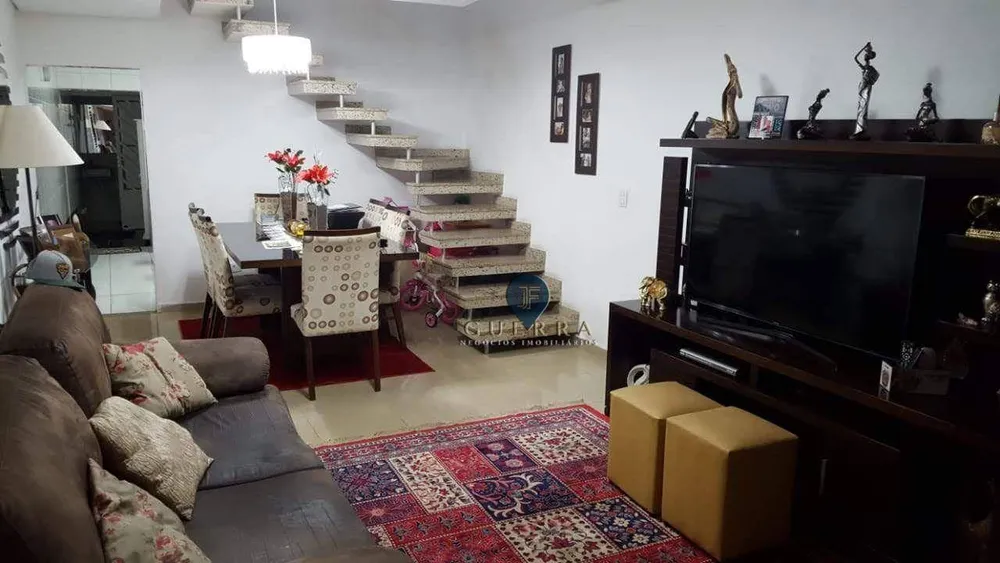 Sobrado, 3 quartos, 160 m² - Foto 1