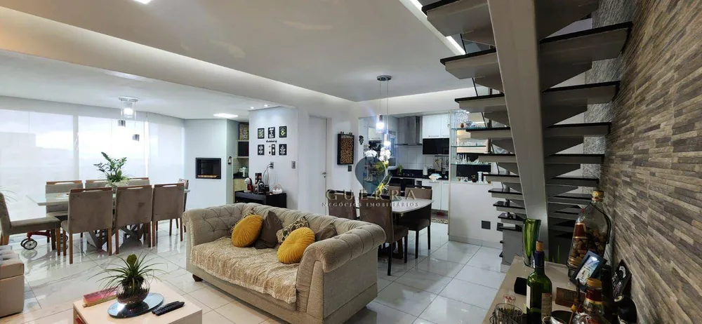 Cobertura, 4 quartos, 220 m² - Foto 2