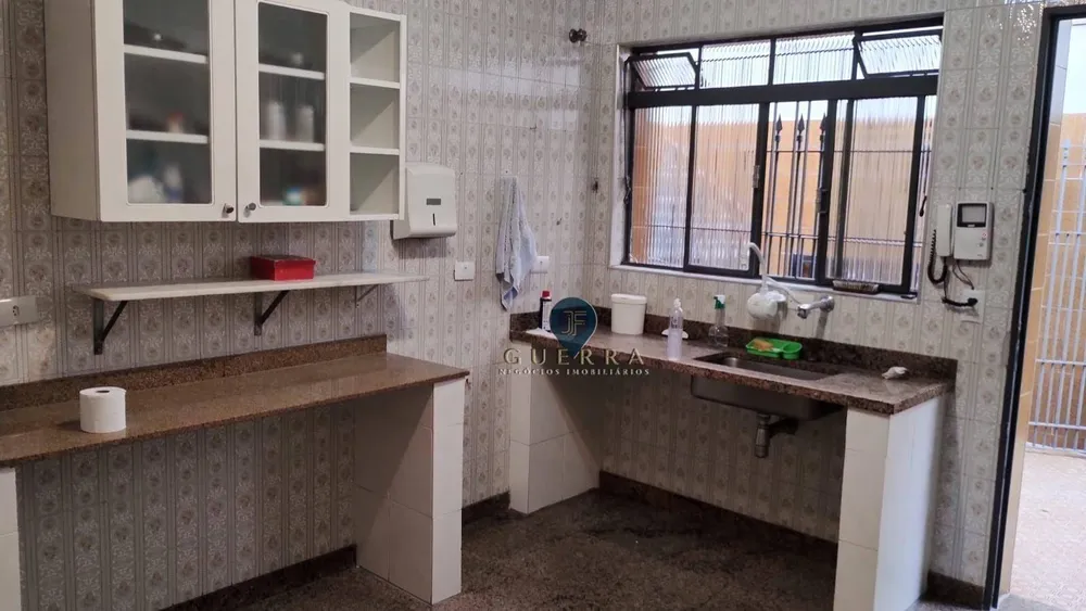 Casa, 8 quartos, 180 m² - Foto 2