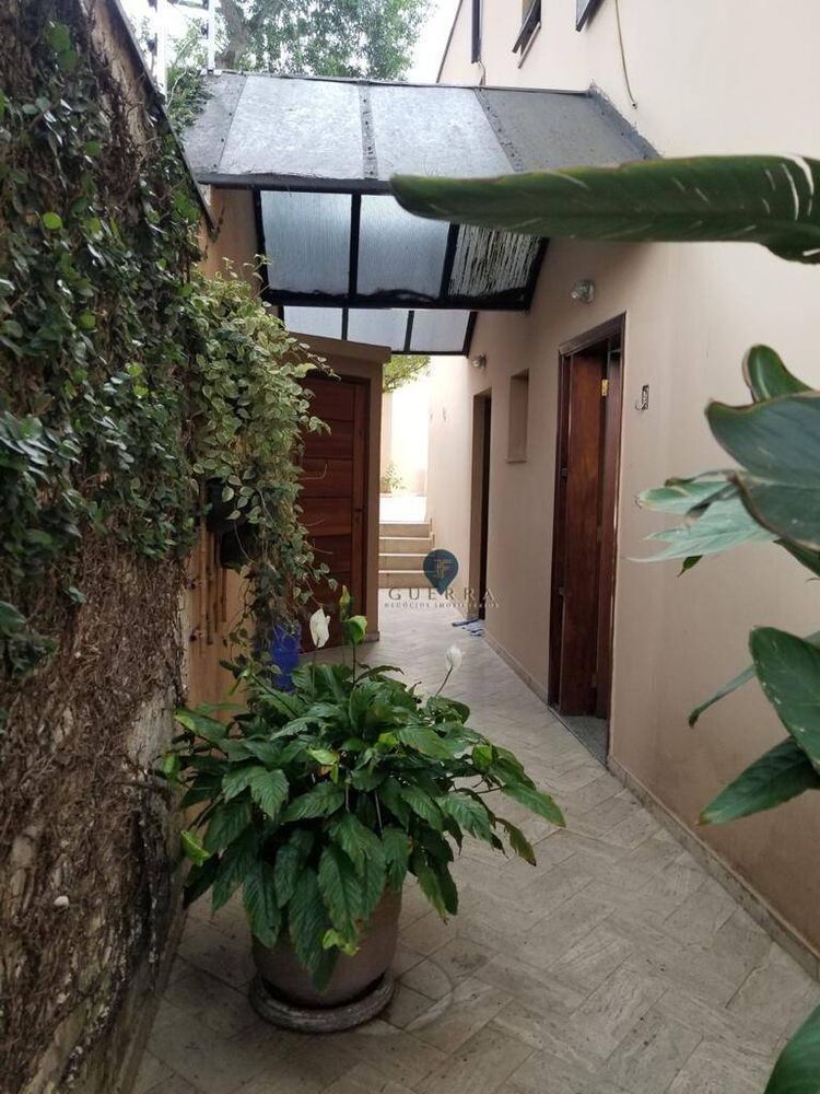 Sobrado à venda e aluguel com 3 quartos, 278m² - Foto 3