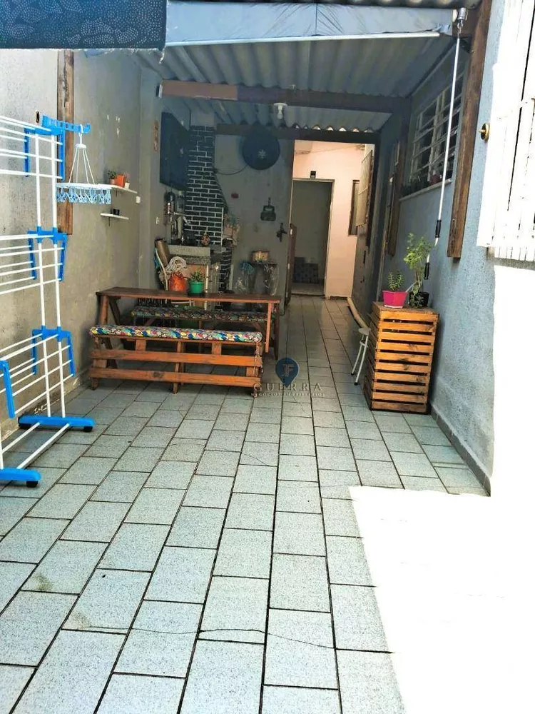 Casa à venda com 3 quartos, 171m² - Foto 2