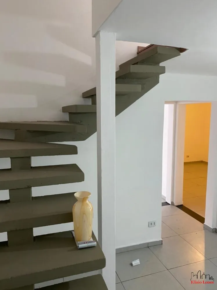 Casa, 4 quartos, 240 m² - Foto 3