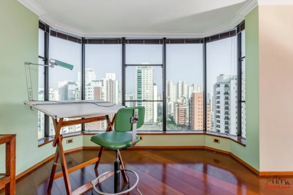 Apartamento, 3 quartos, 236 m² - Foto 1