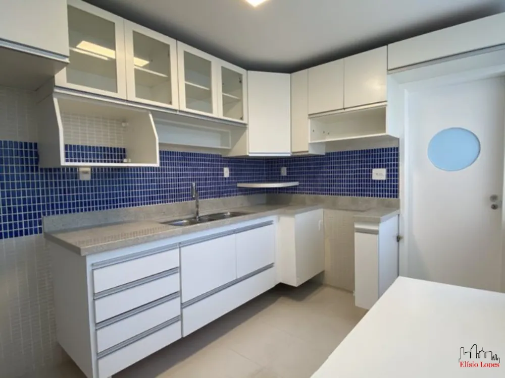 Apartamento, 3 quartos, 136 m² - Foto 2