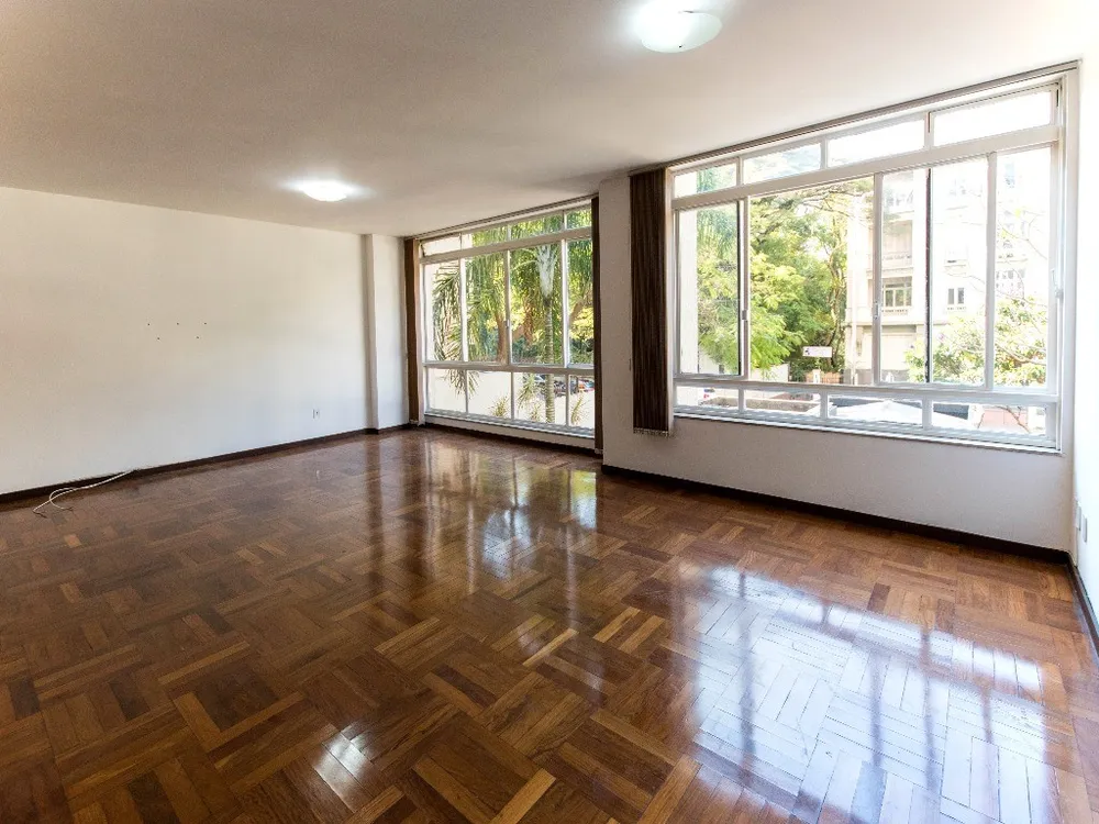 Apartamento, 3 quartos, 250 m² - Foto 1