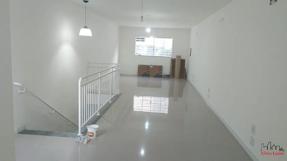 Loja-Salão, 180 m² - Foto 1