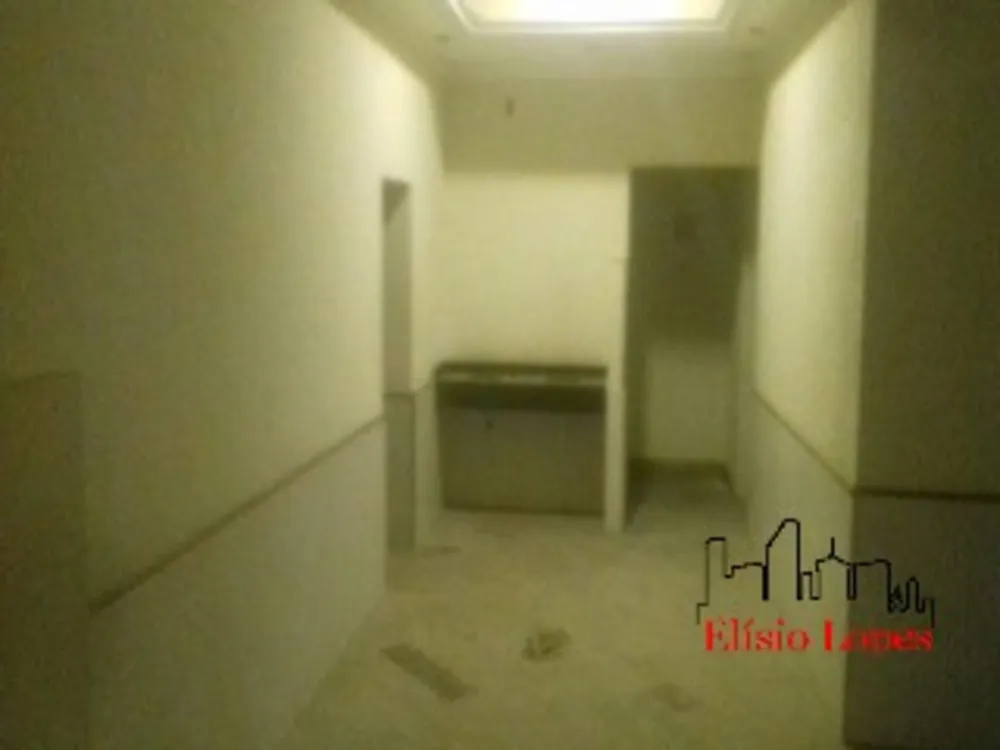 Loja-Salão, 600 m² - Foto 1