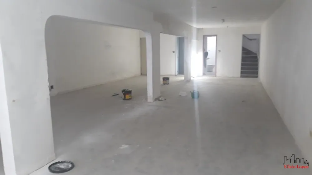 Loja-Salão, 700 m² - Foto 1