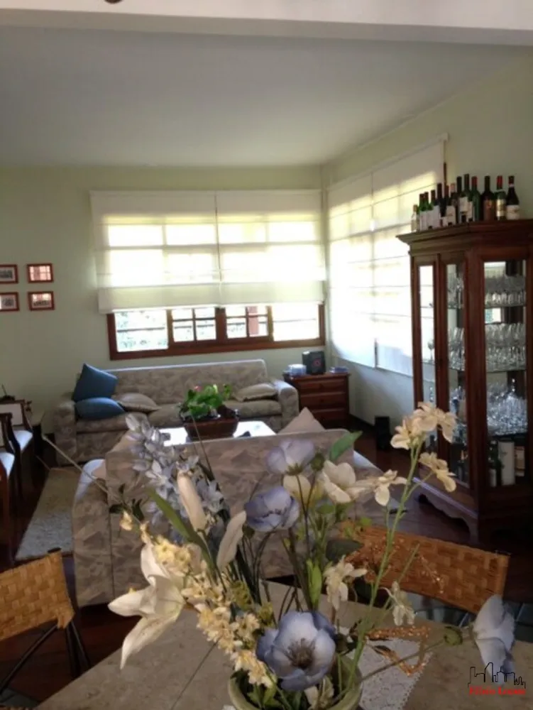 Casa, 3 quartos, 650 m² - Foto 1