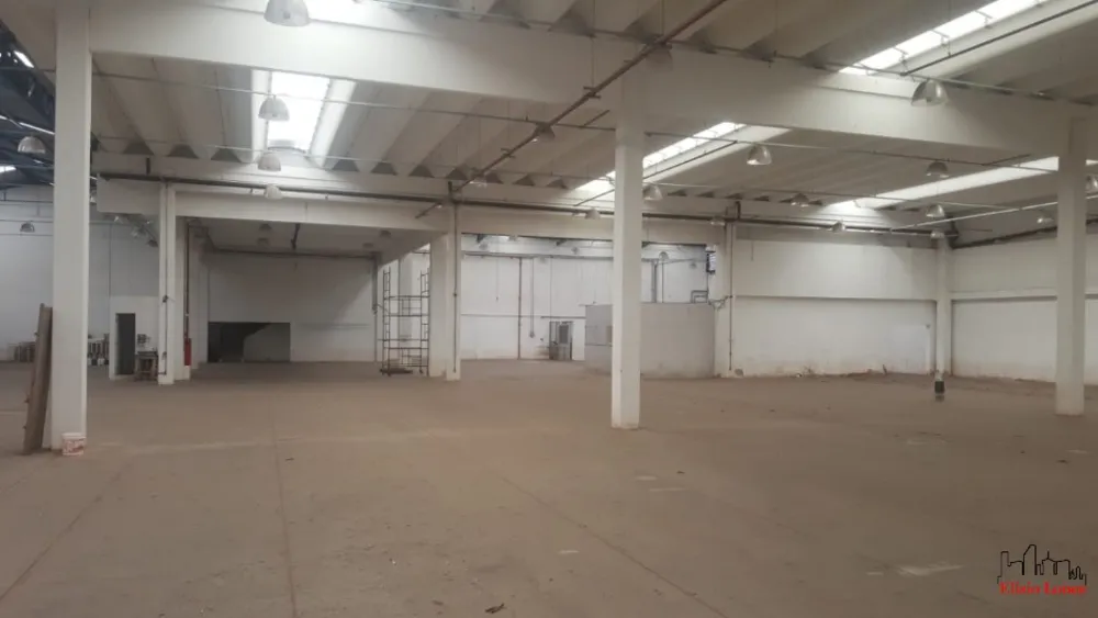 Depósito-Galpão, 2400 m² - Foto 1
