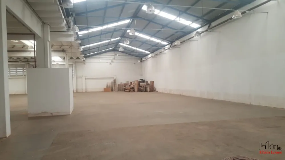 Depósito-Galpão, 2400 m² - Foto 2