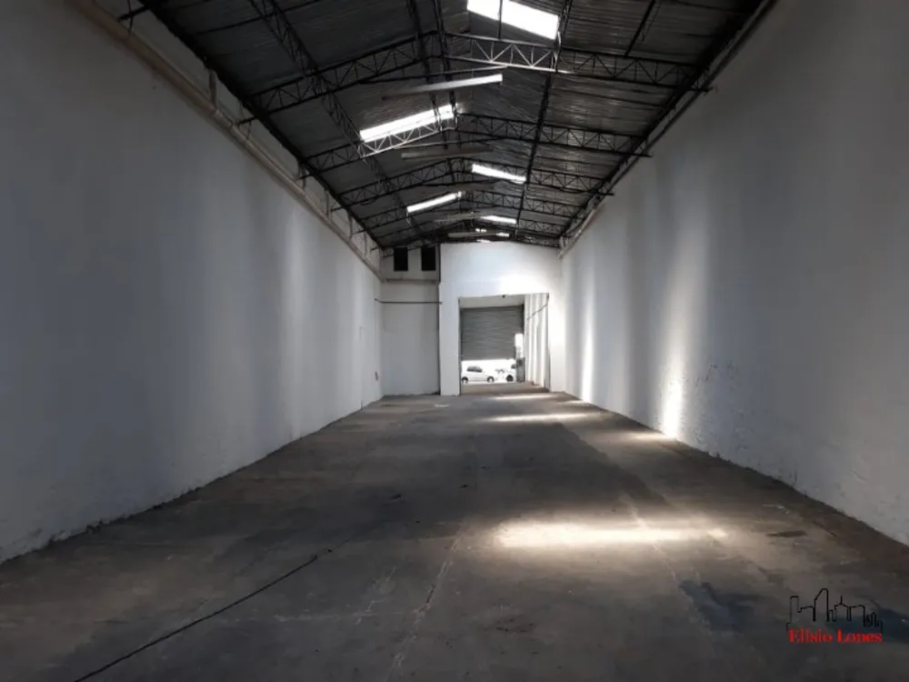 Depósito-Galpão, 800 m² - Foto 1