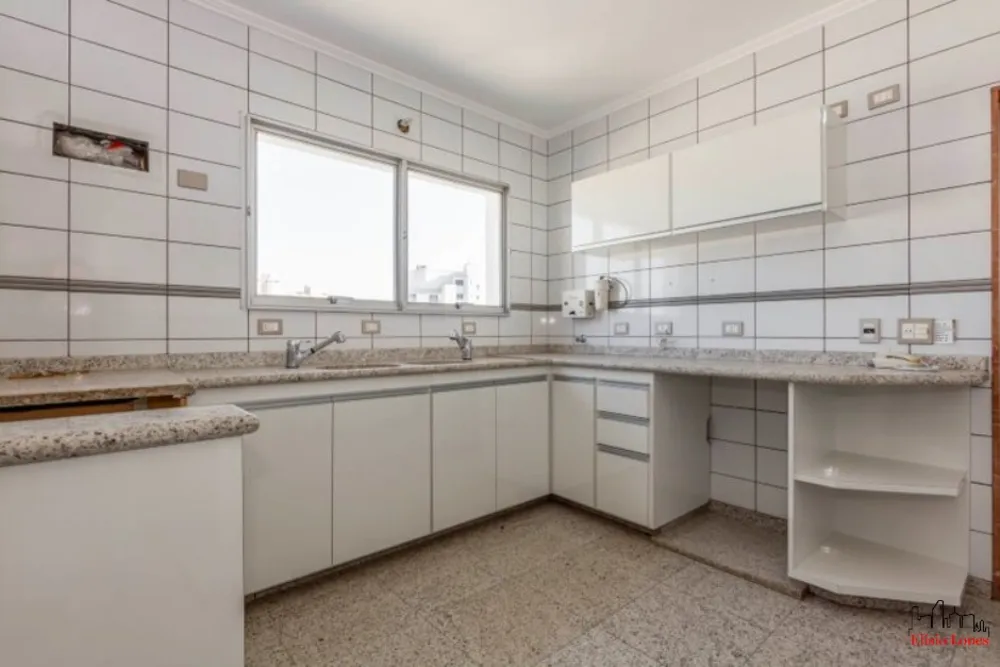 Apartamento, 3 quartos, 236 m² - Foto 2
