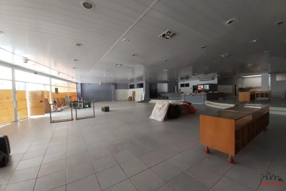 Loja-Salão, 632 m² - Foto 1