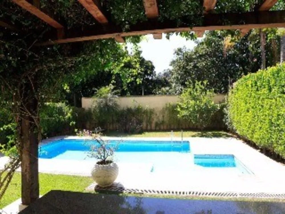 Casa, 4 quartos, 540 m² - Foto 1