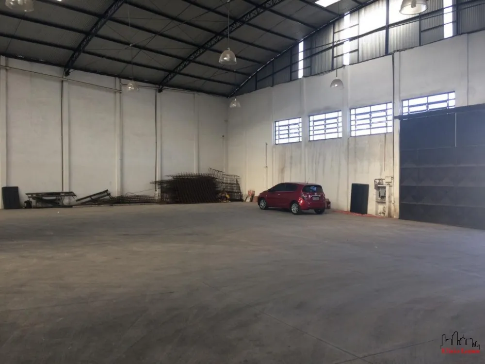 Depósito-Galpão, 1350 m² - Foto 1