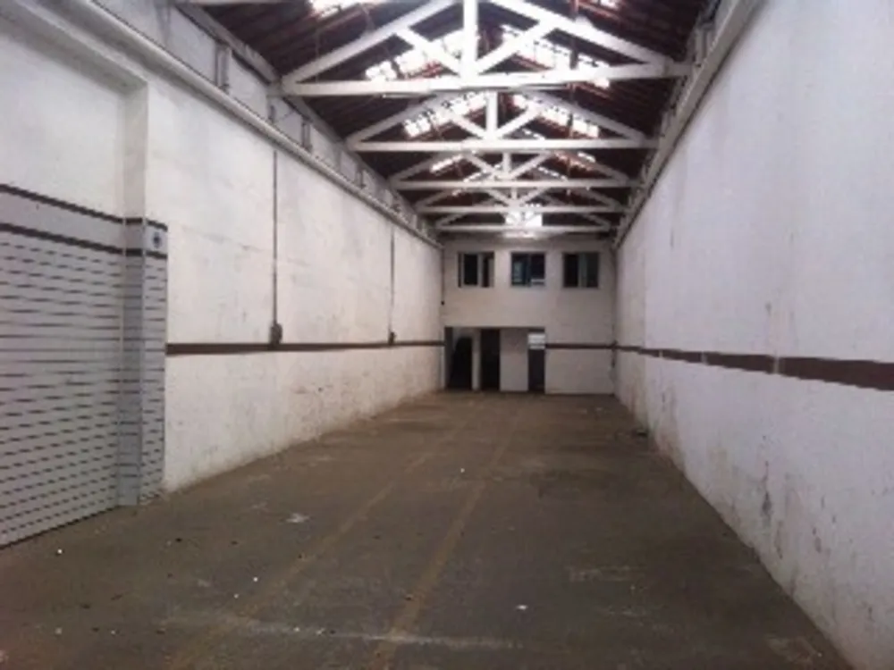 Depósito-Galpão, 220 m² - Foto 1