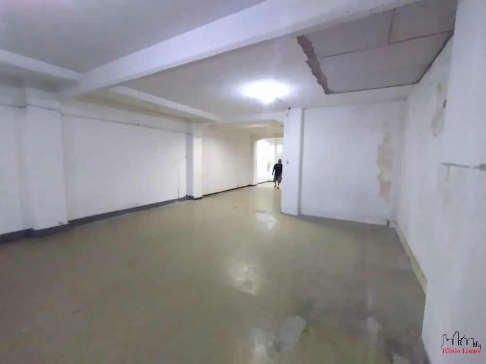 Loja-Salão, 700 m² - Foto 1