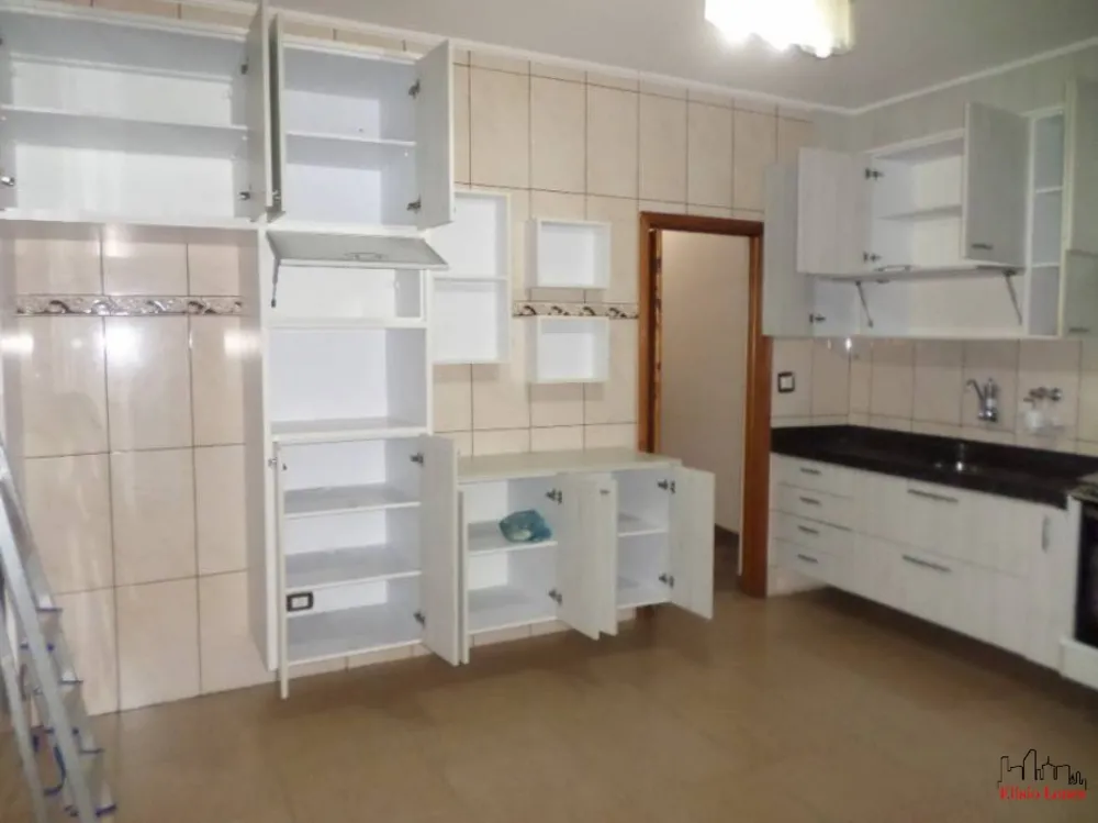 Sobrado, 3 quartos, 250 m² - Foto 2