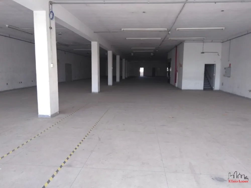 Loja-Salão, 4600 m² - Foto 2