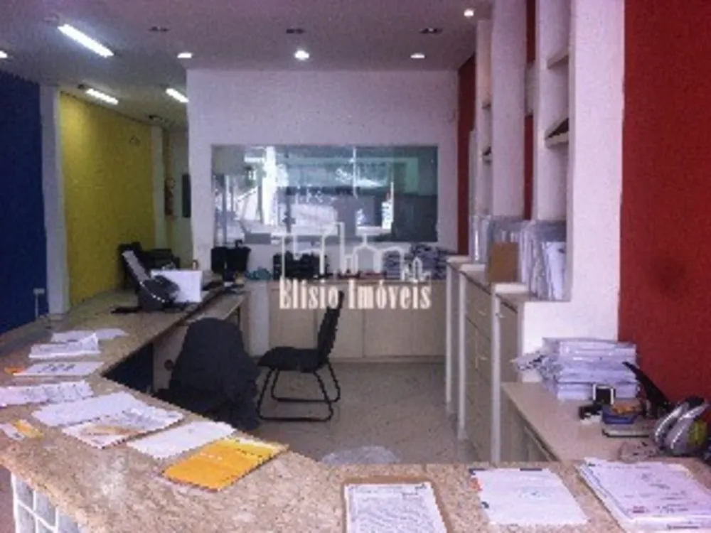 Prédio Inteiro - Foto 1