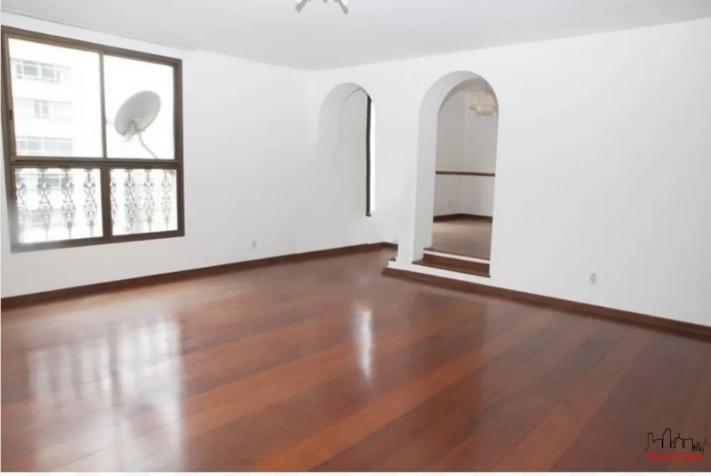 Apartamento, 3 quartos, 240 m² - Foto 1