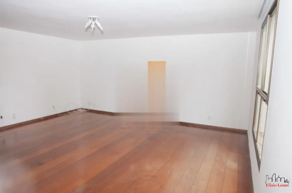 Apartamento, 3 quartos, 240 m² - Foto 2