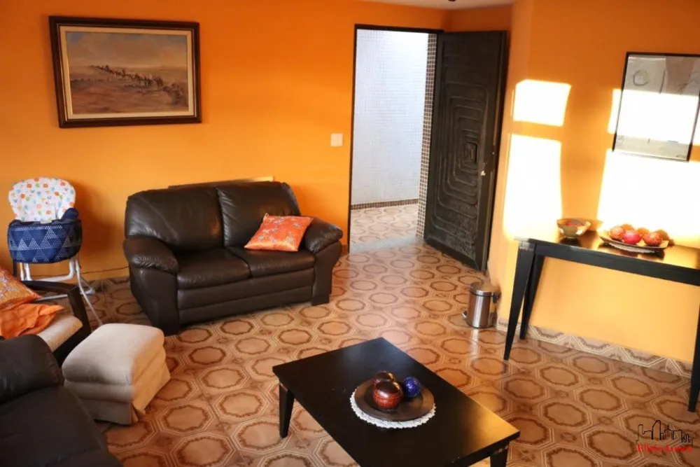 Casa, 3 quartos, 230 m² - Foto 1