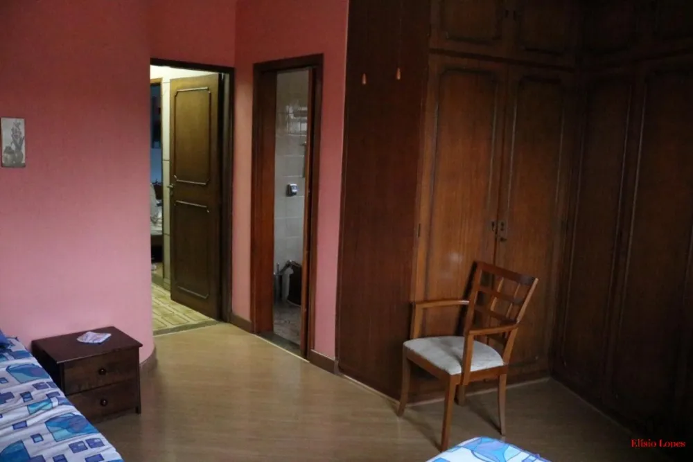 Casa, 3 quartos, 230 m² - Foto 2