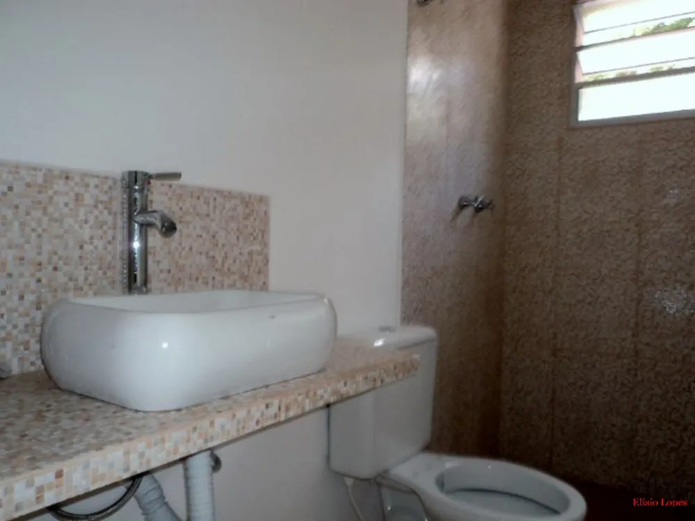 Casa, 3 quartos, 71 m² - Foto 2