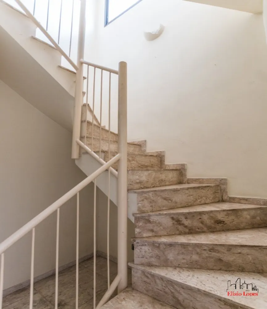 Sobrado, 3 quartos, 244 m² - Foto 1