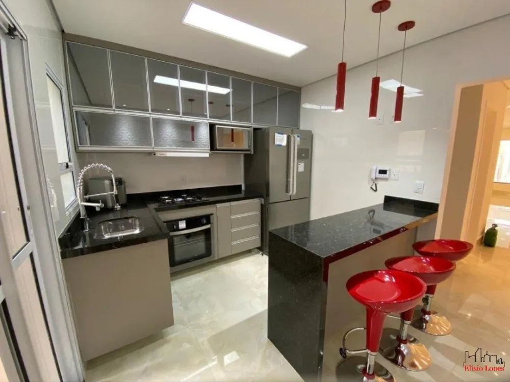 Sobrado, 4 quartos, 200 m² - Foto 1