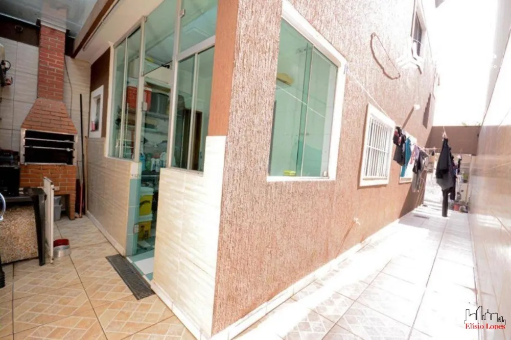 Sobrado, 3 quartos, 240 m² - Foto 1