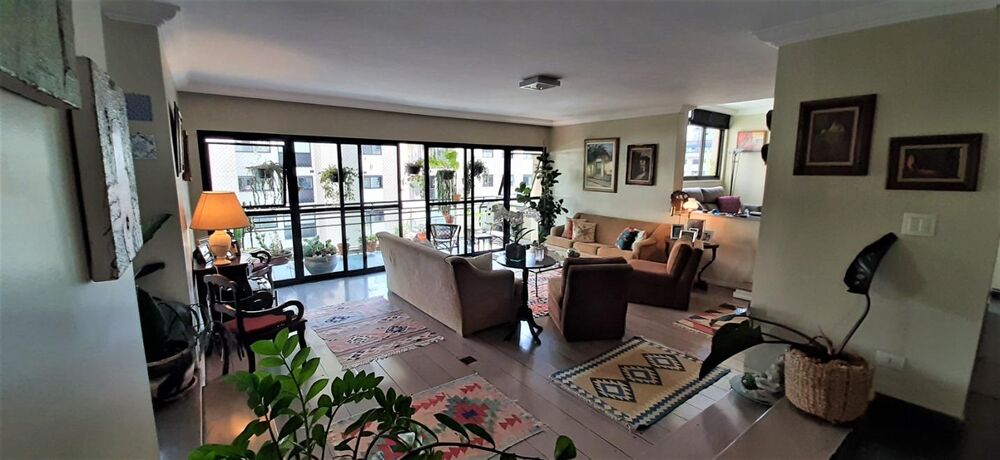 Apartamento, 3 quartos, 240 m² - Foto 2