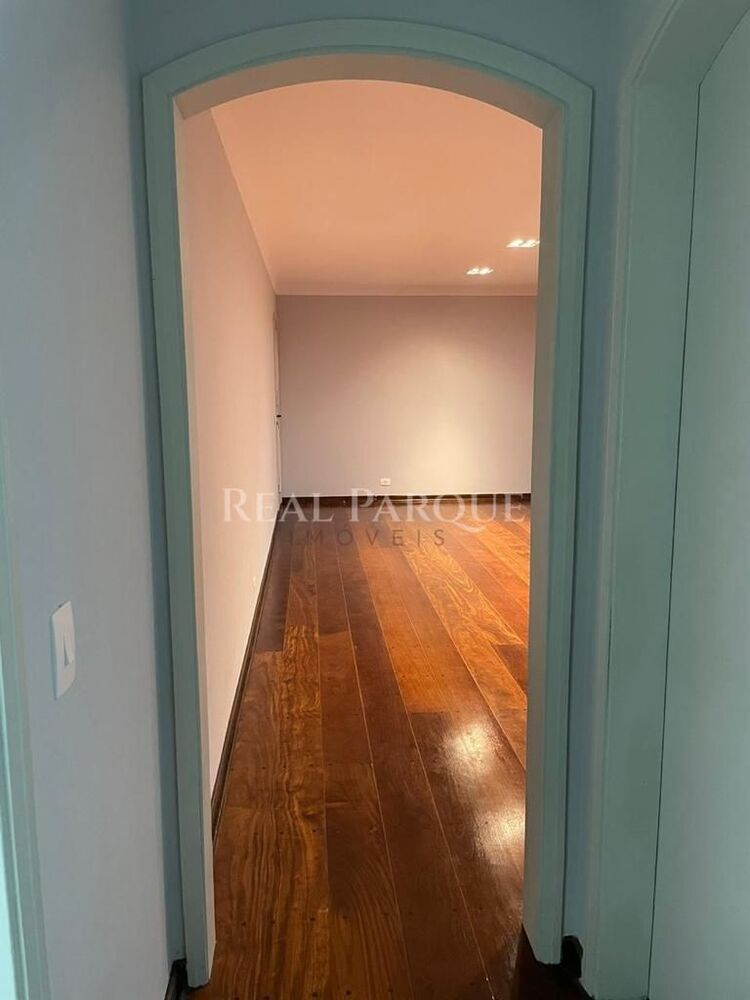 Apartamento à venda com 3 quartos, 135m² - Foto 14