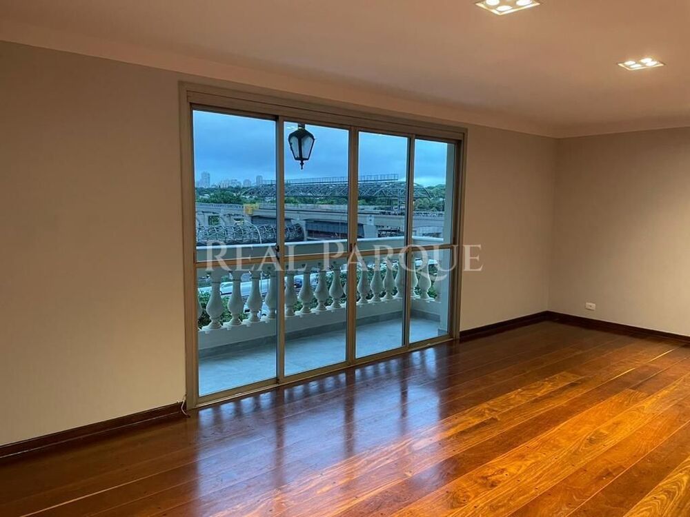 Apartamento à venda com 3 quartos, 135m² - Foto 16