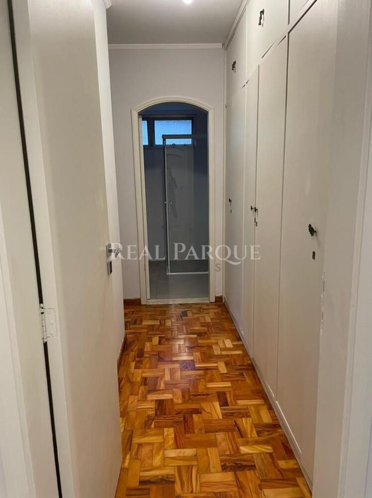 Apartamento à venda com 3 quartos, 135m² - Foto 22