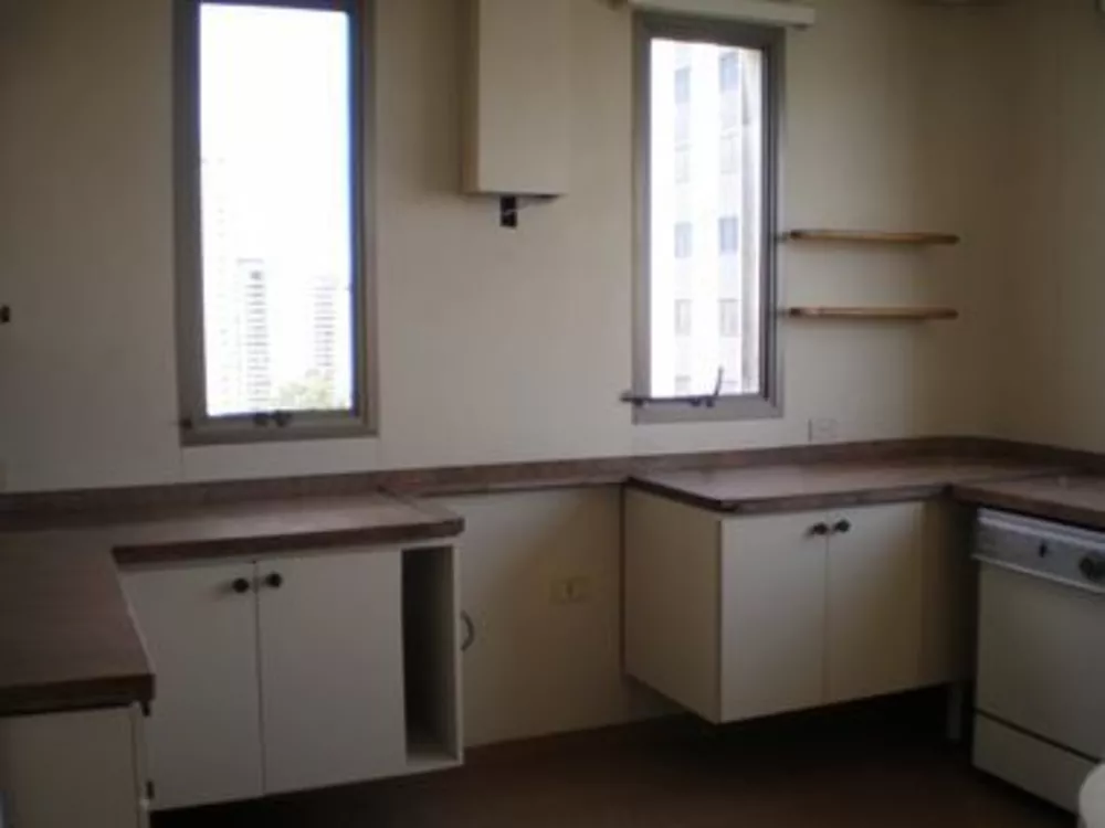 Apartamento à venda com 4 quartos, 425m² - Foto 2