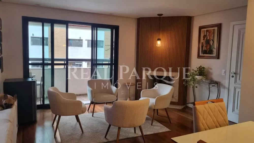 Apartamento à venda com 3 quartos, 124m² - Foto 2