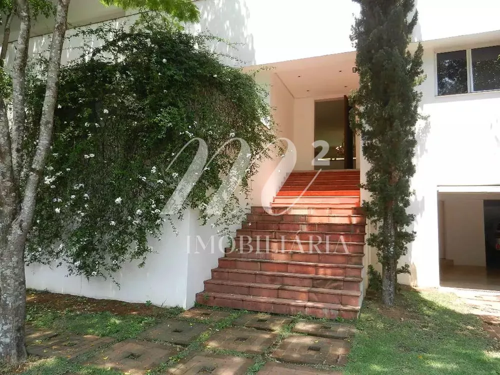 Casa à venda com 3 quartos, 794m² - Foto 2