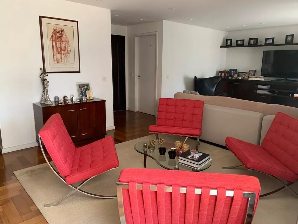 Apartamento à venda com 3 quartos, 192m² - Foto 2