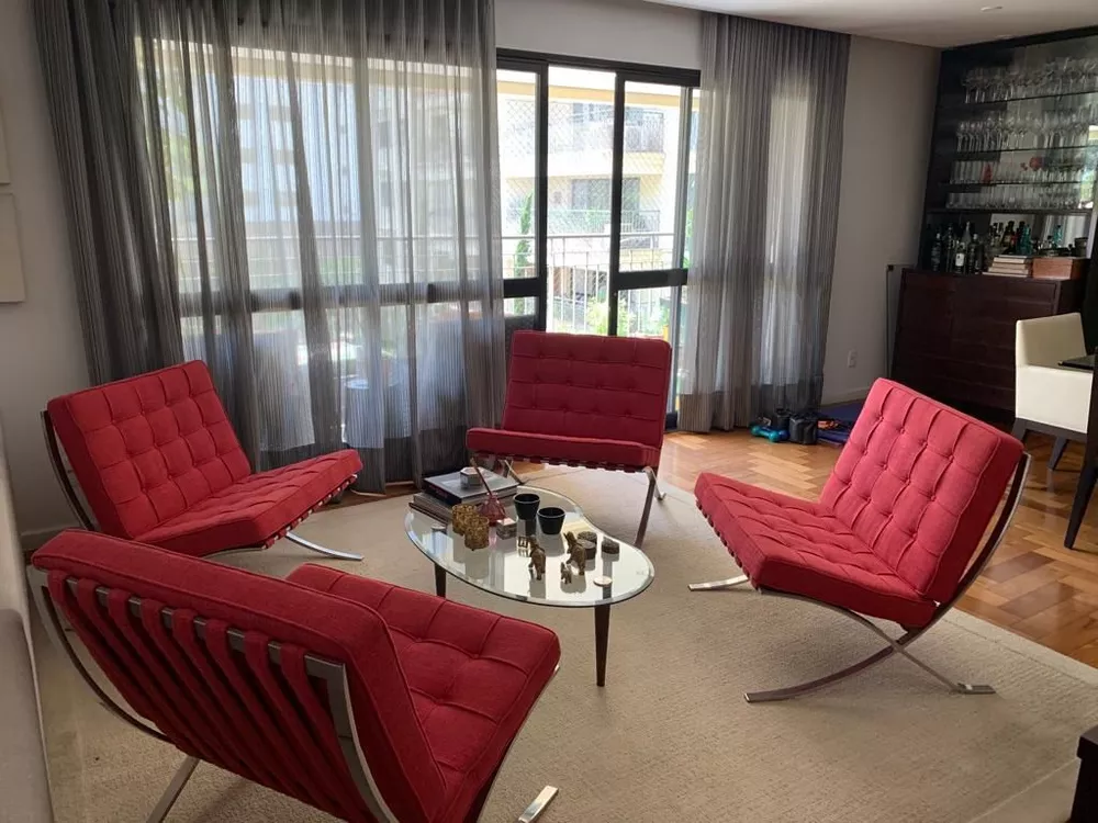 Apartamento à venda com 3 quartos, 192m² - Foto 3